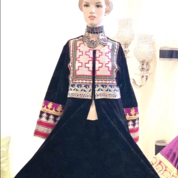 Jacket - Picture 5 of 5